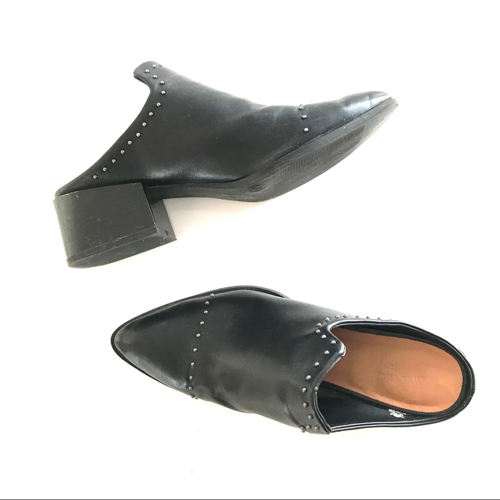 Universal Thread Studded Mule